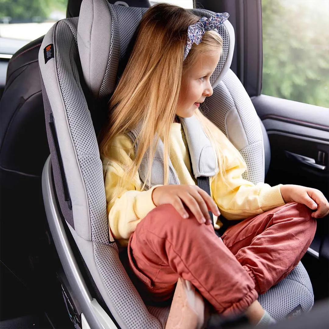 BeSafe Stretch Car Seat - Peak Mesh